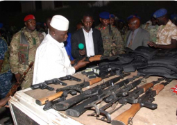 jammeh inspecting weapons