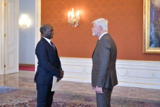 2 ambassadors present Letters of Credence