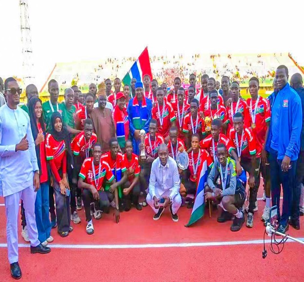 Gambia U-17 team present WAFU A U-17 trophy to Head of State
