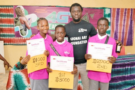 Adonai Art Foundation presents cash prize to winners of Artists-In-Schools competition
