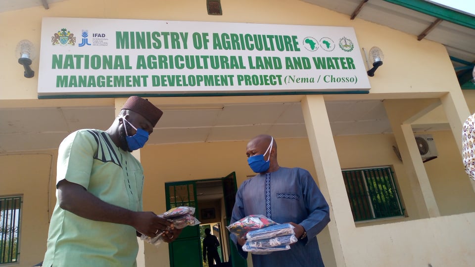 Agritech Enterprise donates face masks to farmers