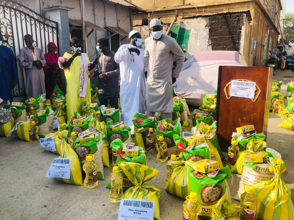 Al-Quran Foundation supports 45 families with food packs