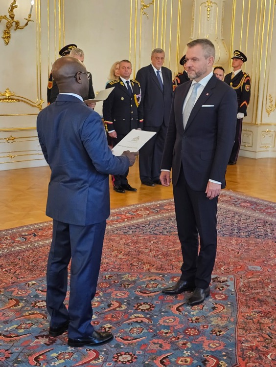 Ambassador Jobarteh presents letters of credence to President of Slovak Republic