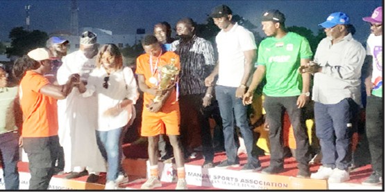 Bakoteh Utd FA clasp Manjai league trophy