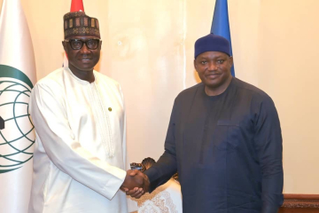 Barrow urges new ECOWAS President to maintain democracy, regional integration