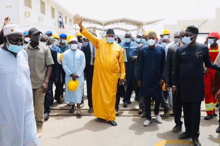 Barrow visits Gam-petroleum storage facility 