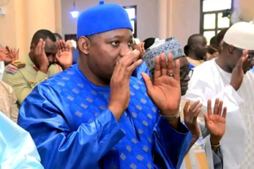  « Le ministre Bah m’avait déconseillé de signer l’accord de trois ans, » reconnait le président Barrow.