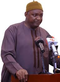 Le président Adama Barrow affirme que l'opposition sera vaincue lors des élections de 2026