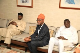 Barrow calls on Gambians in Nigeria to invest back home