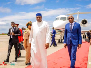 Barrow in Guinea Conakry for working visit