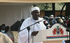 Discours à la Nation de Son Excellence Adama Barrow, Président de la République de la Gambie et Chef Suprême des Armées à l’occasion de la Fête d’Eid-ul-Fitr Date : 1 Mai 2022