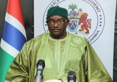 Le Président Barrow procède à l’inauguration d’une route de 54 km à Sabach Sanjal
