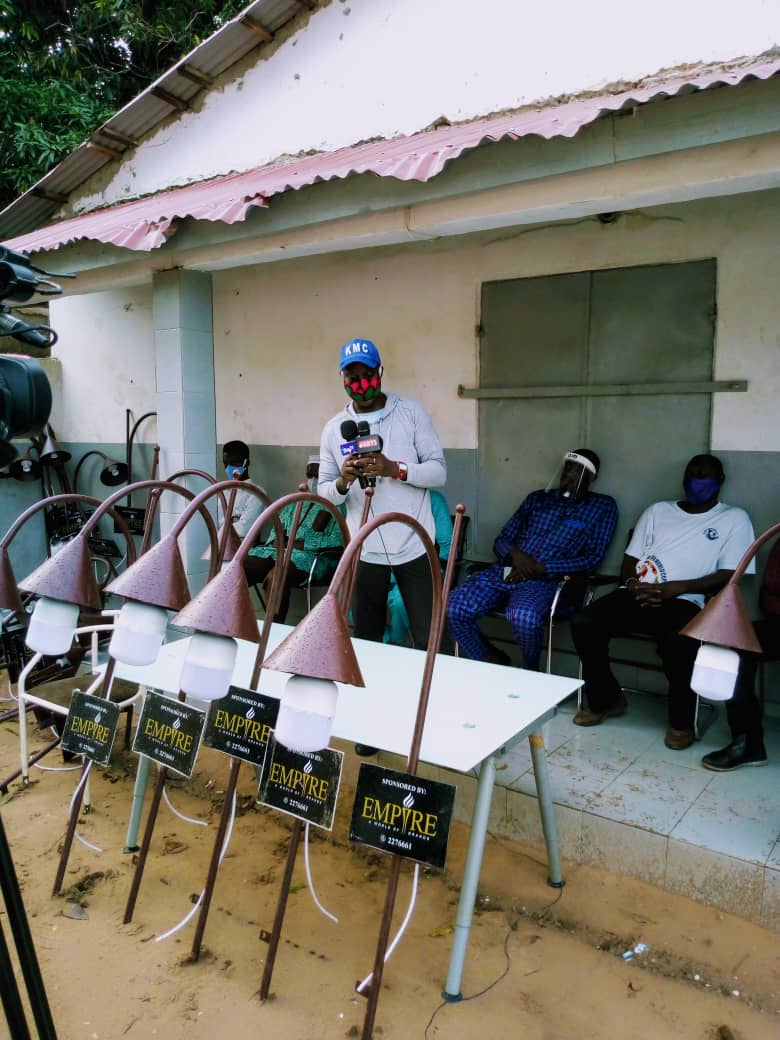 Bundung Six Junction Ward Committee distributes 3rd phase lightening poles