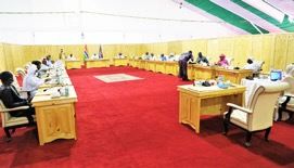 Barrow summons emergency cabinet meeting on AKI deaths in Gambia