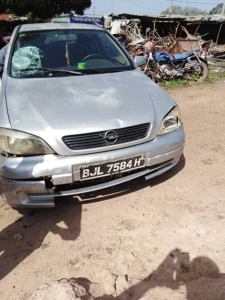 Car accident injures 10 at Pacharr