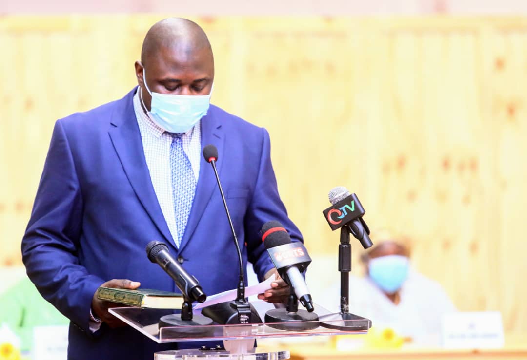Barrow appeals for unity as he swears-in new Justice minister