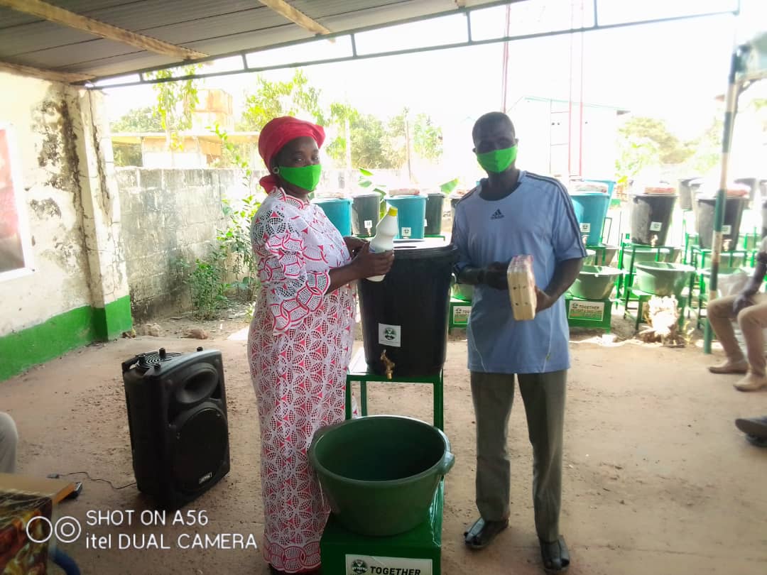 Ding-Ding Yiriwa presents sanitary materials to ECDs