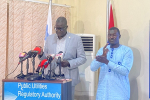 Dr v2. Njogou L. Bah