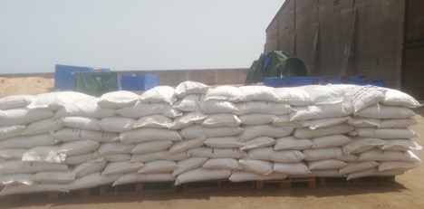 E & P Group donates fertilizer to Gambian farmers