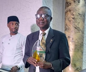 Gambian honoured in Nigeria for exemplary performance