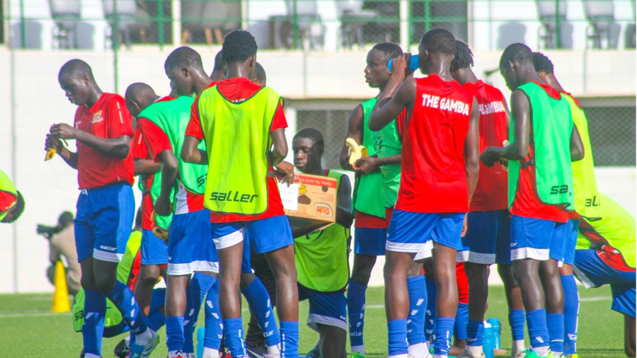 Ex-U-20 gaffer Tapha Manneh shares experience, expertise with Gambia U-17 players