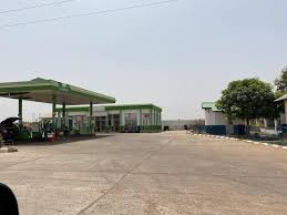 Armed robbers attack Farafenni GNPC, injured officer returns fire
