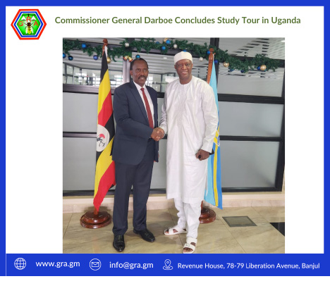 Mr Darboe, le directeur général de l’Administration Fiscale de la Gambie (GRA) achève son voyage d’étude et rend visite à son homologue ougandais