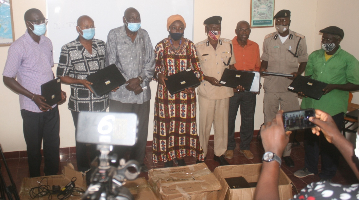 Gambian Association in Norway gives over 70 laptops to institutions, schools