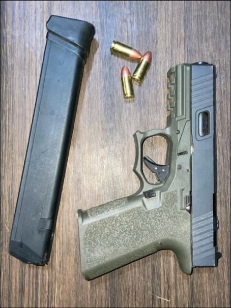 Police arrest 2 suspected armed robbers 