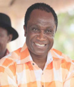 Henry Gomez donates football materials, cash to Banjul football teams 