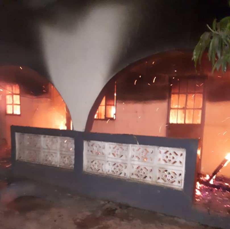 Fire burns 8 rooms to ashes in Lamin Koto 