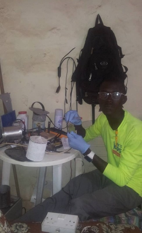 Farato youth makes Electric kettle, iron and spoon from milk tin