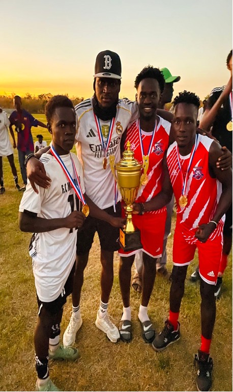 Kiang Manduar clutch Julafar youth summer tourney trophy