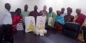  Kutejumbulu/2BaB Foundation donate to Health Ministry