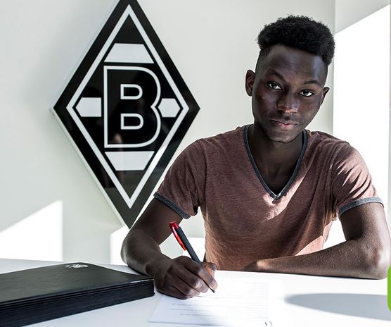 Lamin Touray signs for Borussia Monchengladbach