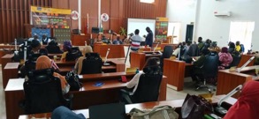 Mbolo conducts training for KMC staff on operational waste management