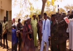 Minister Joof at Sare Ngai border post