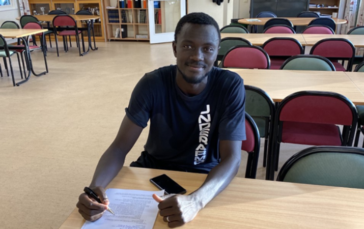 Mohammed Mbye signs for Swedish club