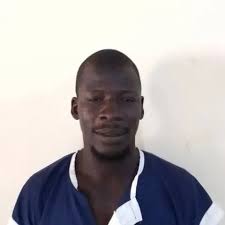 Prison officers launch manhunt for escaped prisoner