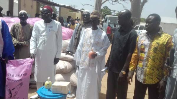 Munyagen Foundation gives over D300K of food items to fight COVID-19