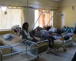 Nianija Mothers Struggle with power outages during childbirth 