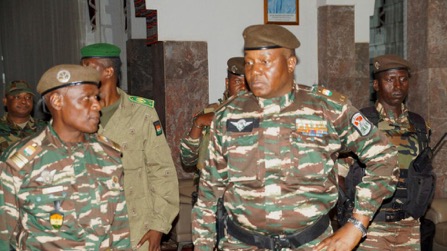 AU and ECOWAS at odds over intervention in Niger on eve of summit