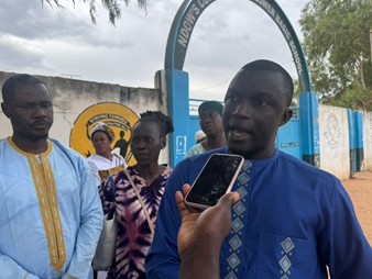 Parents protest Ndow’s Comprehensive School’s change of study teachers amidst lack of competence