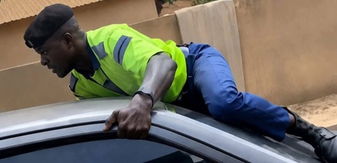Man who allegedly drives traffic officer on bonnet in court for attempted murder