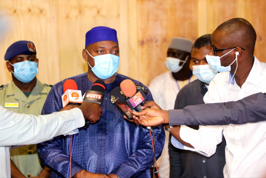 Barrow urges Gambians to get vaccinated