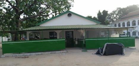  Caliph Kanteh Praises Woman for Renovating Quadrangle Mosque