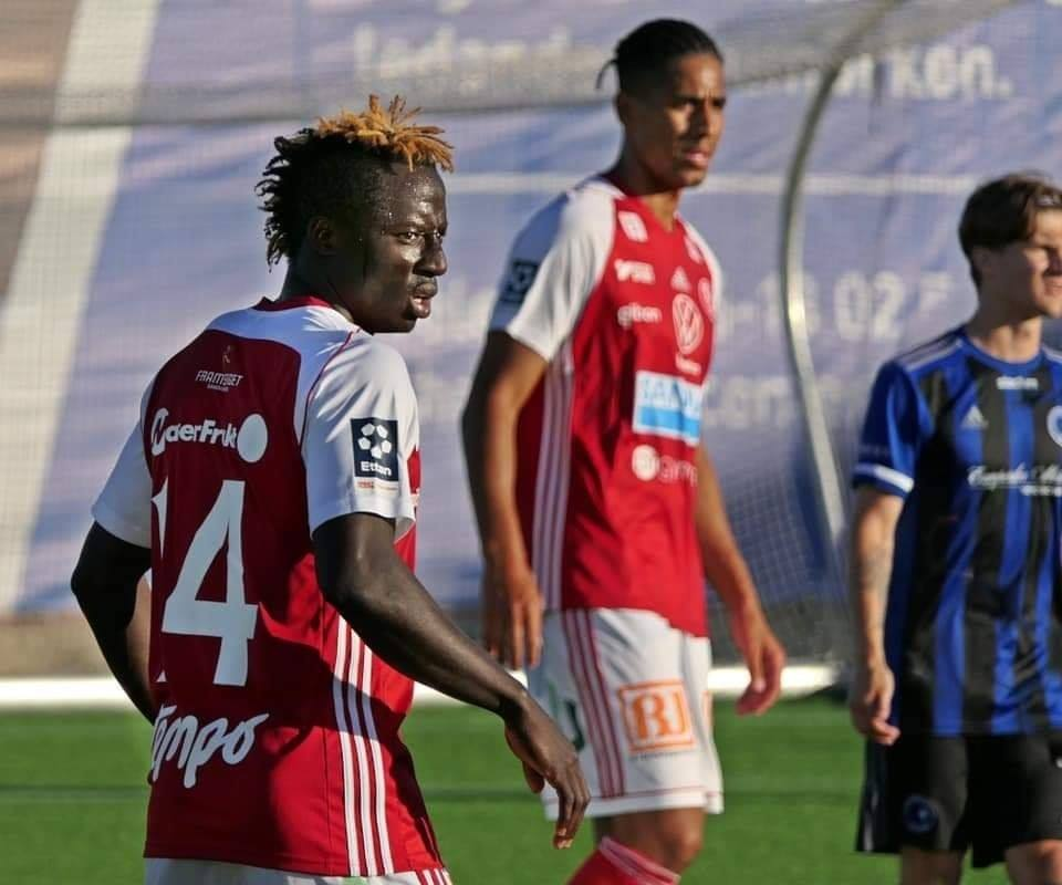 Raymond Mendy scores first goal for Swedish side