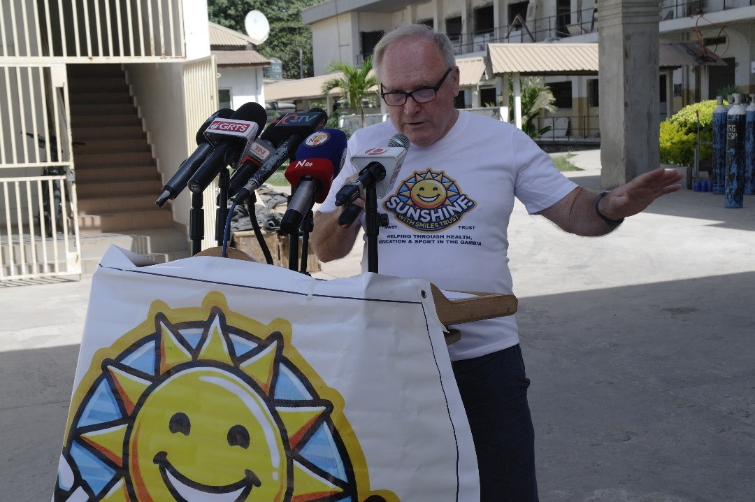 Sunshine With Smile Trust presents Mammogram Machine to EFSTH