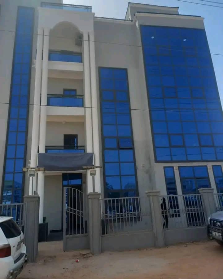 Barrow inaugurates Star FM/TV multi-million-dalasi office complex
