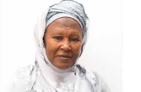 Mme Fatoumatta Jallow-Tambajang, l’ancienne vice-présidente de la Gambie, déclare son intention de se présenter a l’élection présidentielle